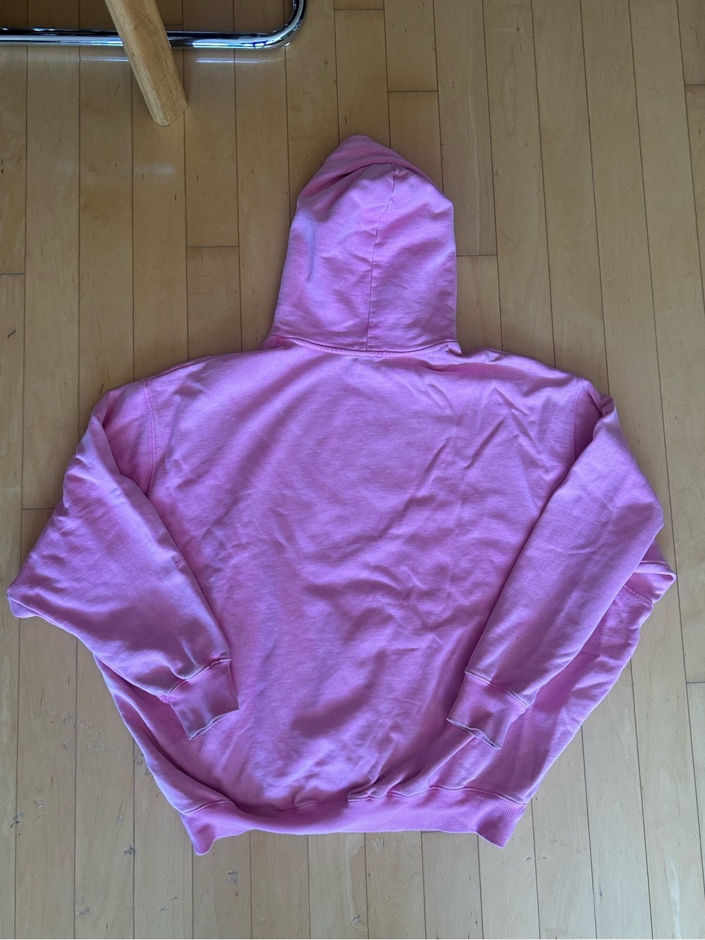 SKIMS Boyfriend Fleece Hoodie Bubble Gum - Picture 2 of 4